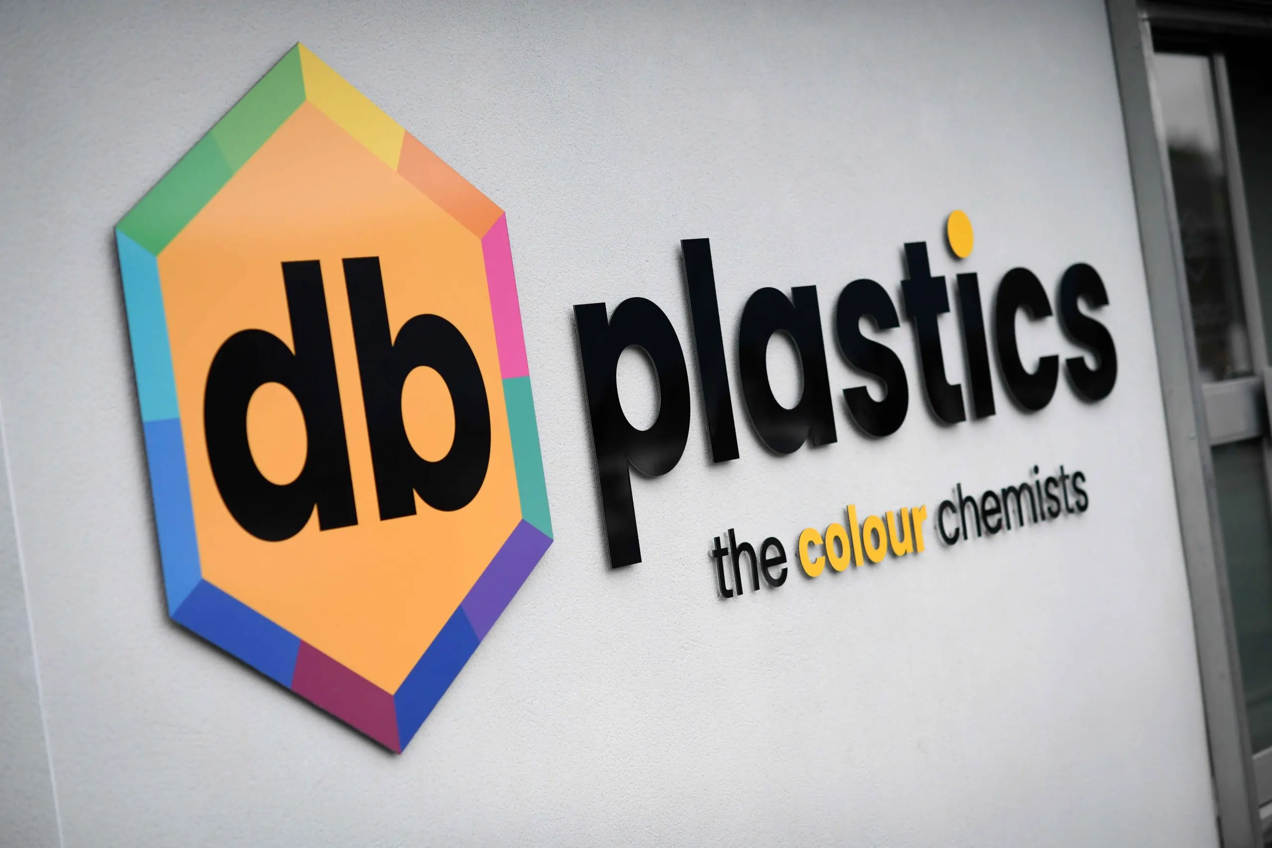 db plastics logo